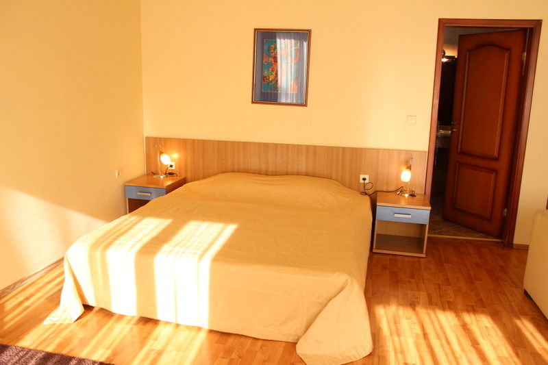 Hotel Gloria Palace Diplomat Софія Екстер'єр фото